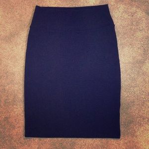 Solid Black Lularoe Cassie